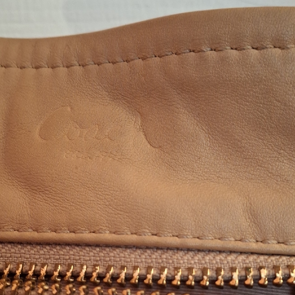 Coach Beige Signature Shoulder Bag - Picture 4 of 10